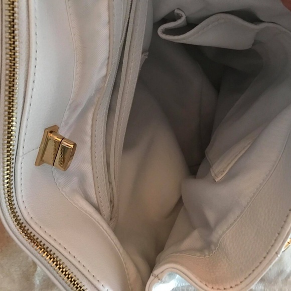 Audrey Brooke NWT Luscious white Leather Sachel. MOVING! - Picture 5 of 7